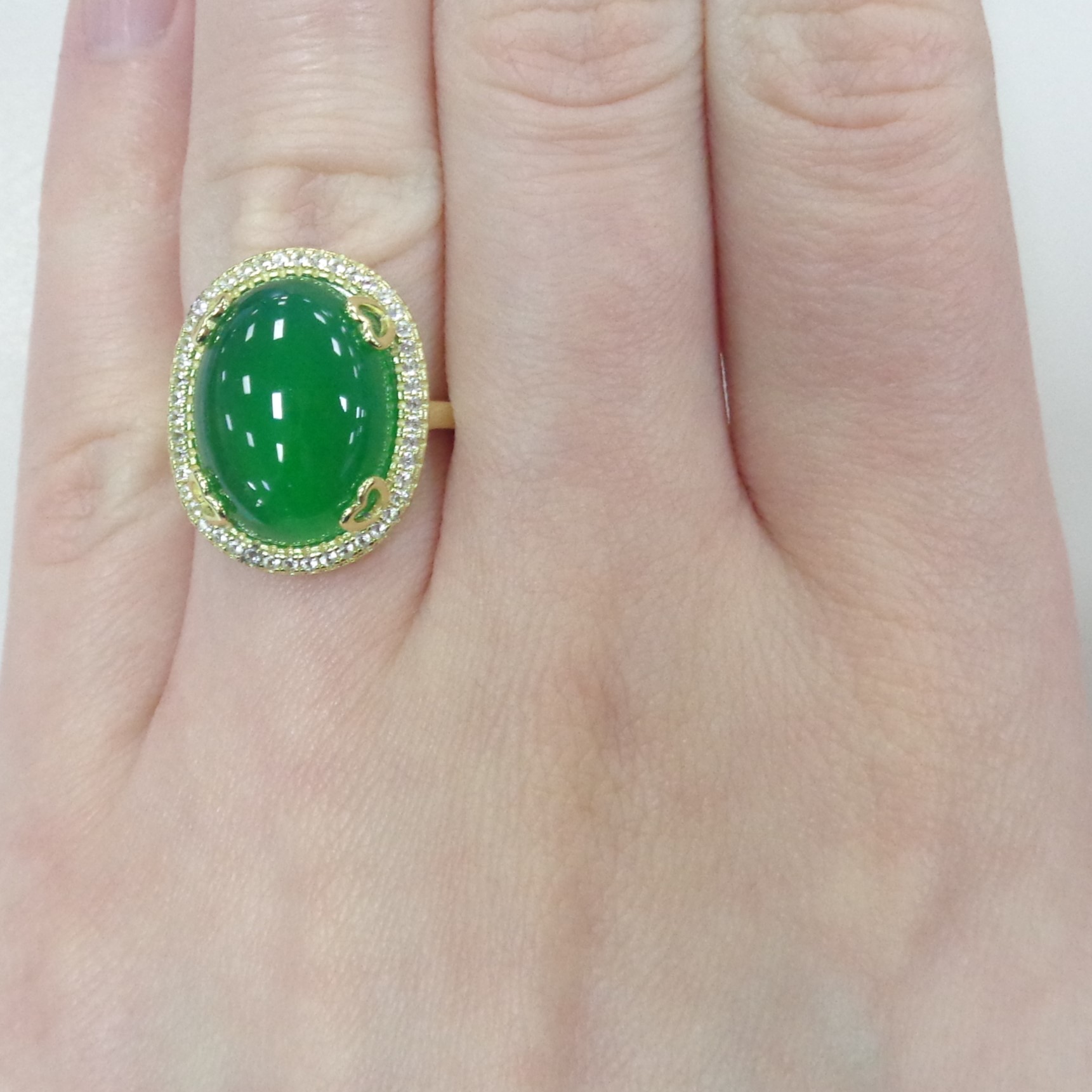 Серебряное кольцо с халцедоном